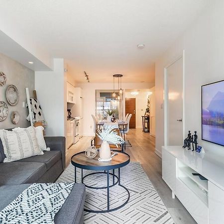 Luxury Suite Downtown Toronto Near Cn Tower Buitenkant foto