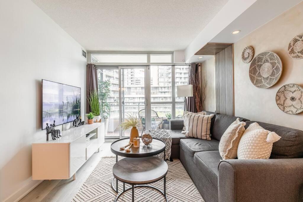 Luxury Suite Downtown Toronto Near Cn Tower Buitenkant foto