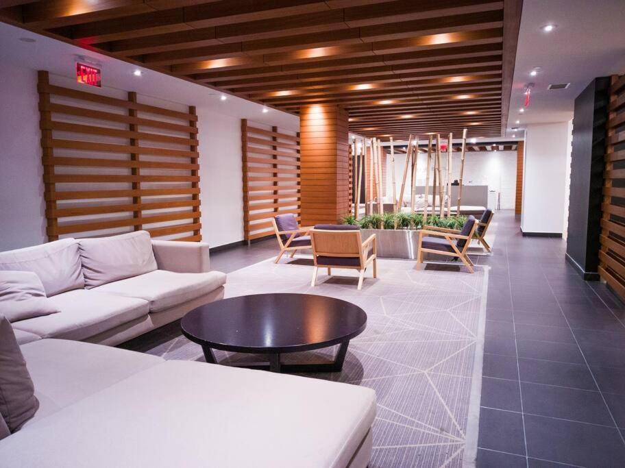 Luxury Suite Downtown Toronto Near Cn Tower Buitenkant foto
