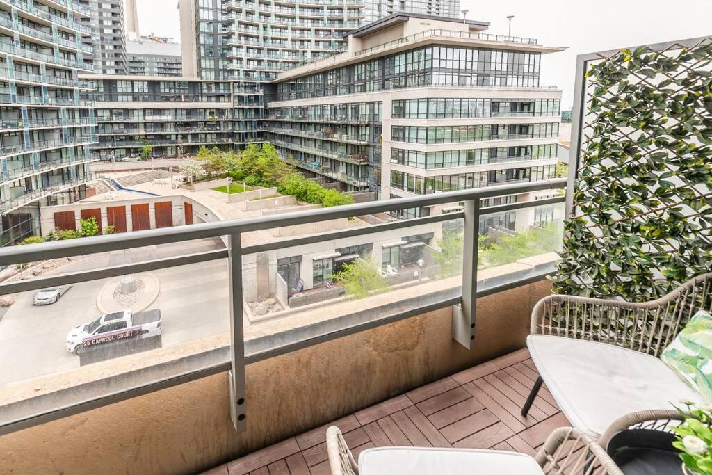 Luxury Suite Downtown Toronto Near Cn Tower Buitenkant foto